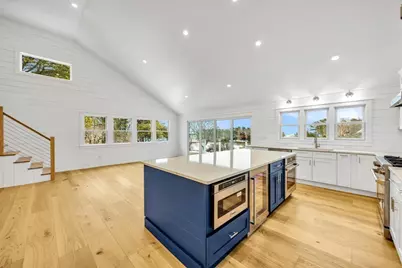 531 Menauhant Rd, Falmouth, MA 02536 - Photo 10