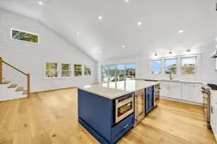 531 Menauhant Rd, Falmouth, MA 02536 - Photo 10