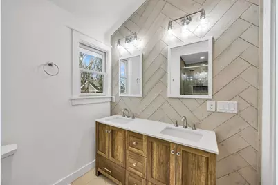 531 Menauhant Rd, Falmouth, MA 02536 - Photo 32