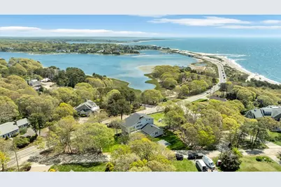 531 Menauhant Rd, Falmouth, MA 02536 - Photo 4