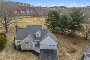 90 Orchard Hill Rd, Haverhill, MA 01835 - Photo 2