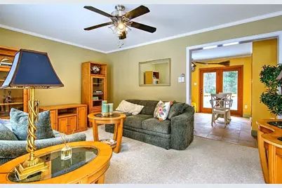 173 Quanapoag Rd, Freetown, MA 02717 - Photo 4