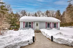 173 Quanapoag Rd, Freetown, MA 02717 - Photo 2