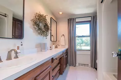 10 Sycamore Parc, South Hadley, MA 01075 - Photo 30