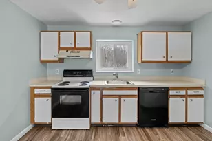 5455 N Main St, Fall River, MA 02720 - Photo 2