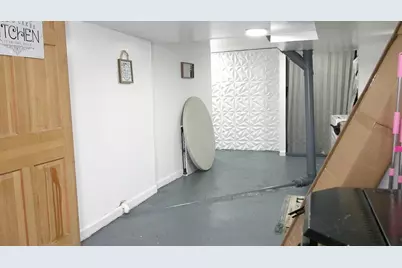 418 Rollstone St, Fitchburg, MA 01420 - Photo 18