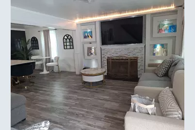 418 Rollstone St, Fitchburg, MA 01420 - Photo 8