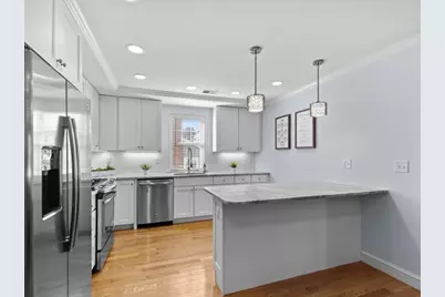 40 Catherine #B, Boston, MA 02131 - Photo 12