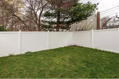 40 Catherine #B, Boston, MA 02131 - Photo 38