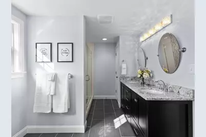 40 Catherine #B, Boston, MA 02131 - Photo 16
