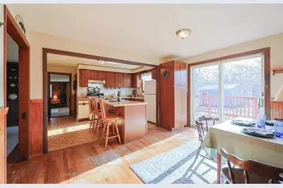 343 American Legion Hwy, Westport, MA 02790 - Photo 12