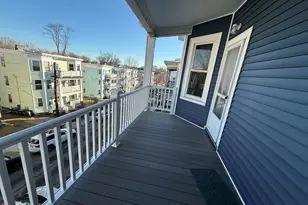 55 Lithgow St, Boston, MA 02124 - Photo 8