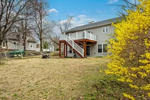 84 Montcalm St, Chicopee, MA 01020 - Photo 34