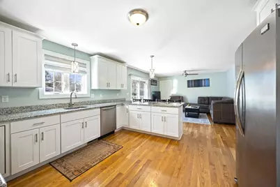 84 Montcalm Street, Chicopee, MA 01020 - Photo 10