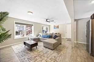 84 Montcalm St, Chicopee, MA 01020 - Photo 30