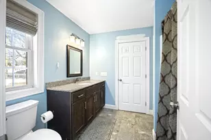 84 Montcalm St, Chicopee, MA 01020 - Photo 24