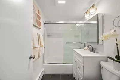 51 Warren St #1-3, Waltham, MA 02453 - Photo 6