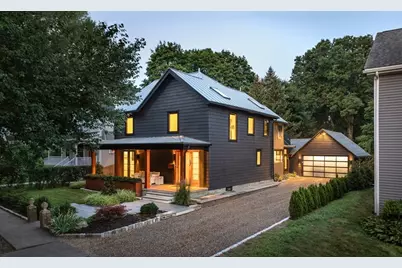 187 Melrose St, Newton, MA 02466 - Photo 2