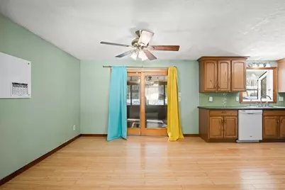 74 Locust Ave, Southbridge, MA 01550 - Photo 6