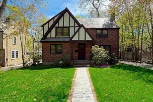 46 Acacia Ave, Newton, MA 02467 - Photo 2
