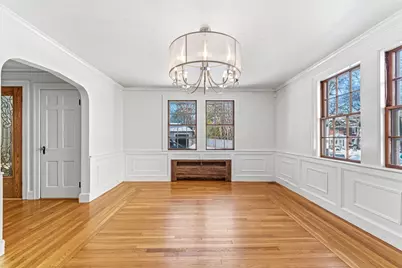 46 Acacia Ave, Newton, MA 02467 - Photo 10