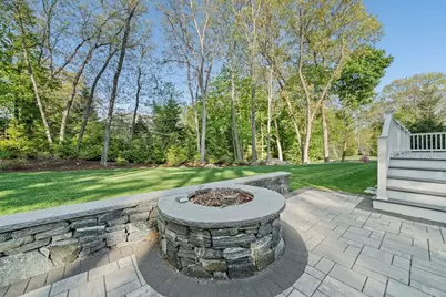 241 Lowell Road, Wellesley, MA 02481 - Photo 8