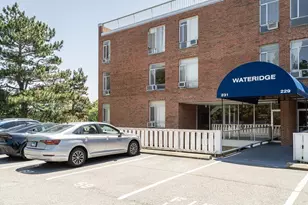 231 Coolidge Ave, Watertown, MA 02472 - Photo 4