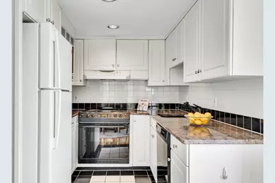 231 Coolidge Ave #410, Watertown, MA 02472 - Photo 16