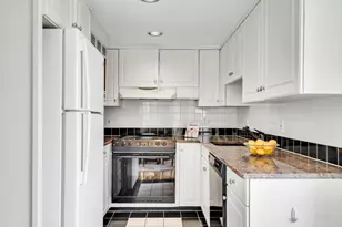 231 Coolidge Ave, Watertown, MA 02472 - Photo 16