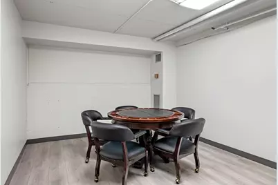 1731 Beacon St #721, Brookline, MA 02445 - Photo 24