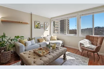 1731 Beacon St #721, Brookline, MA 02445 - Photo 4