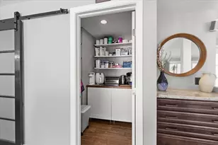 282 Thurston St, Wrentham, MA 02093 - Photo 10