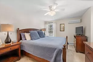 282 Thurston St, Wrentham, MA 02093 - Photo 16