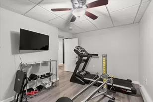 282 Thurston St, Wrentham, MA 02093 - Photo 24