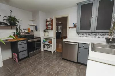 25 Barton Rd, Greenfield, MA 01301 - Photo 12