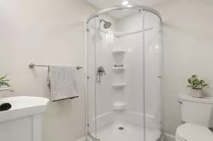 2 Gold Star Ct, Cambridge, MA 02140 - Photo 24