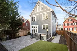 2 Gold Star Ct, Cambridge, MA 02140 - Photo 30