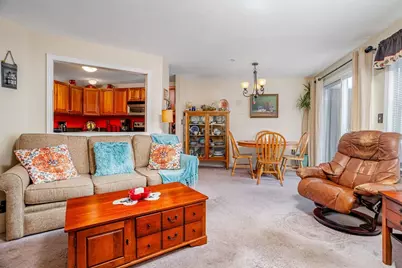 101 Bridle Cross Rd #101, Fitchburg, MA 01420 - Photo 6