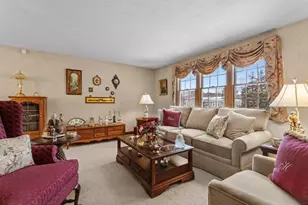 17 Childs Ln, Foxboro, MA 02035 - Photo 4