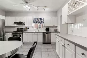 118 Avon St, Malden, MA 02148 - Photo 10