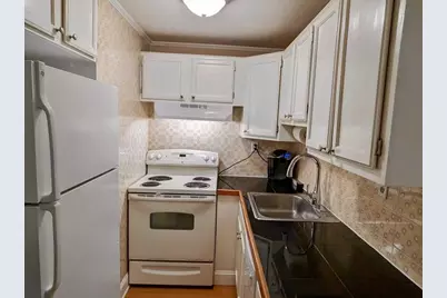 29 Arlington Rd #32, Woburn, MA 01801 - Photo 2