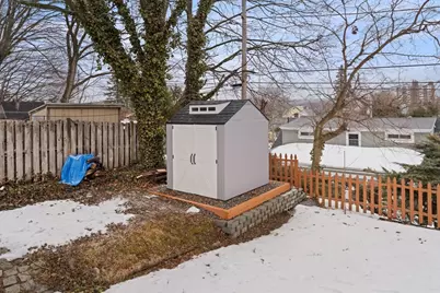 35 Dustin St, Worcester, MA 01604 - Photo 32