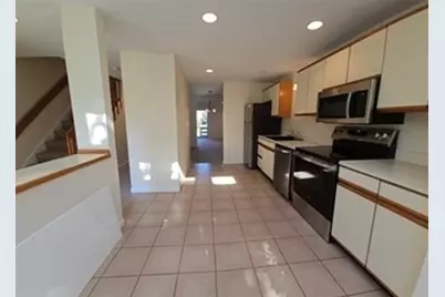 311 Maple Brook #311, Bellingham, MA 02019 - Photo 4