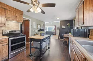 180 Southwick St, Agawam, MA 01030 - Photo 16