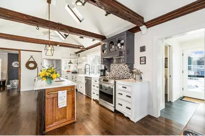 1030 Washington St, Gloucester, MA 01930 - Photo 4