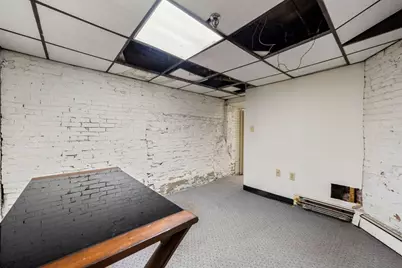 4 Derne St #1, Boston, MA 02114 - Photo 16