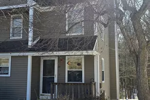 93 Pennacook Dr, Leominster, MA 01453 - Photo 1