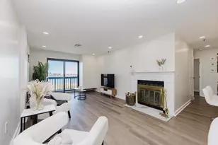 90 Quincy Shore Dr, Quincy, MA 02171 - Photo 10