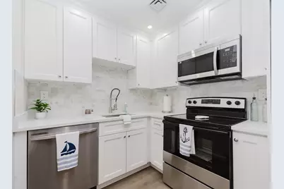 90 Quincy Shore Dr #803, Quincy, MA 02171 - Photo 4