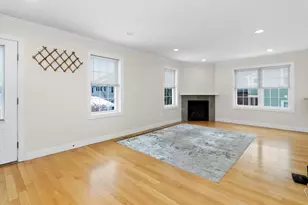 19 Everett St, Waltham, MA 02453 - Photo 8